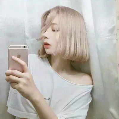 保持沉默的朱莉
